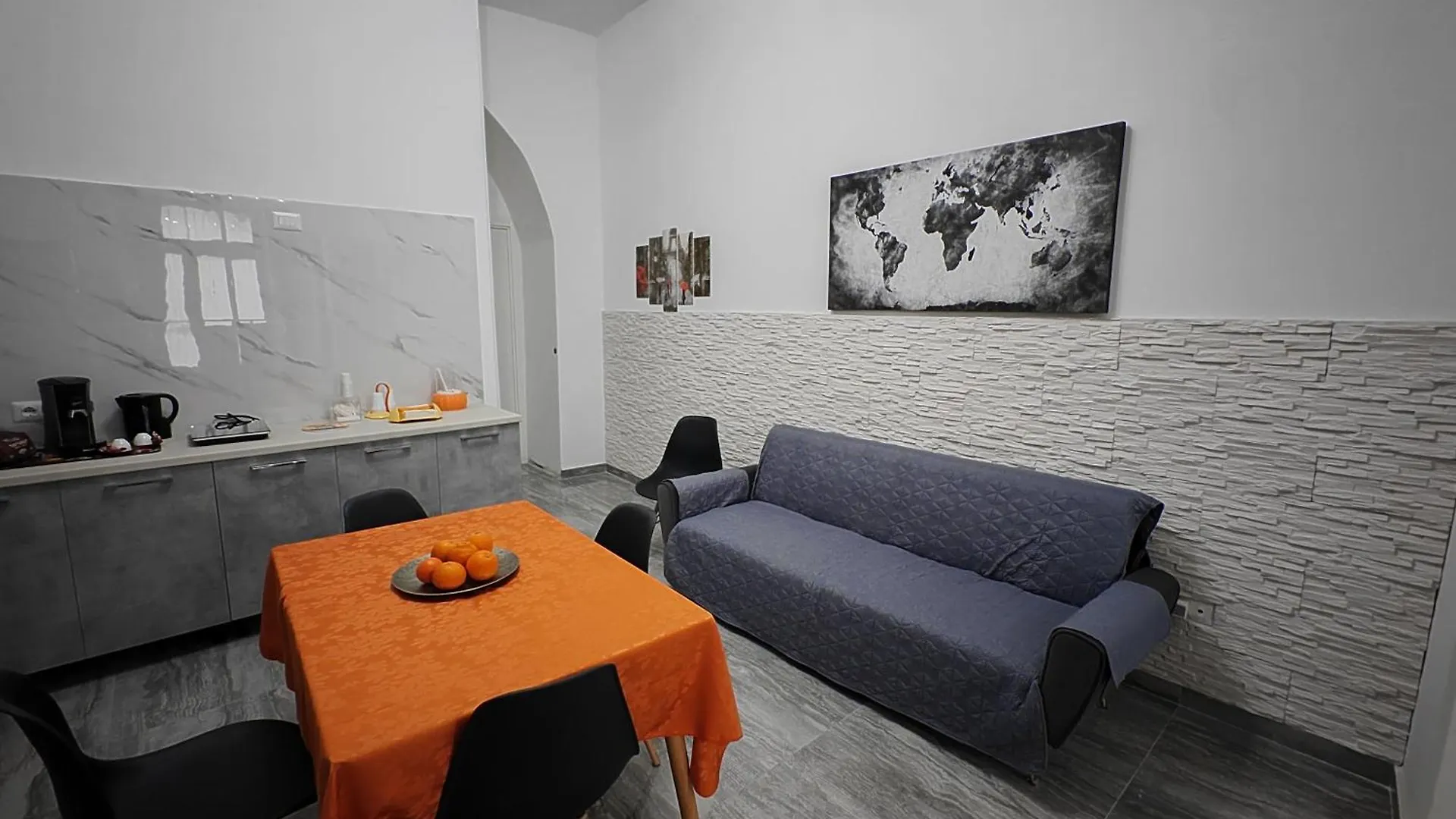 House Catania Garibaldi Street Apartment Italy