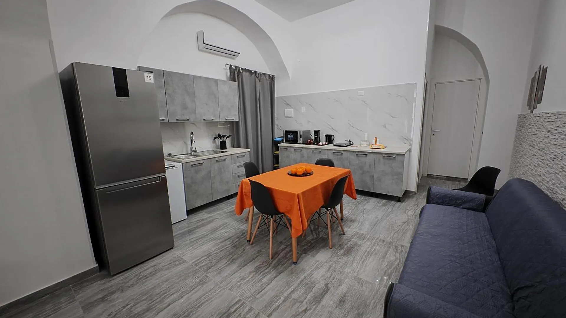 House Catania Garibaldi Street Apartment 0*,  Italy